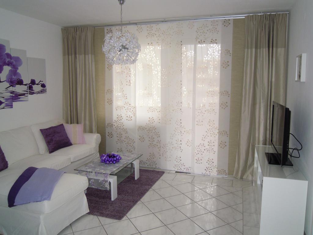 Orchidee Apartment Wiener Neudorf Exterior foto