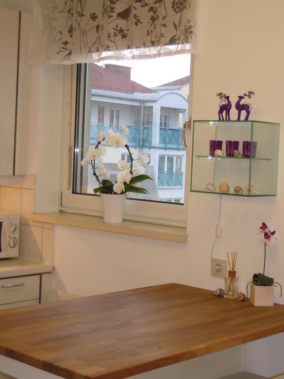 Orchidee Apartment Wiener Neudorf Exterior foto