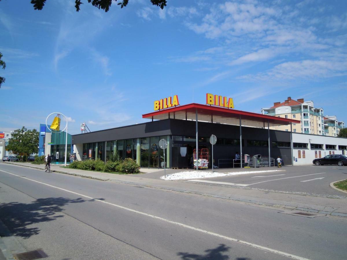 Orchidee Apartment Wiener Neudorf Exterior foto